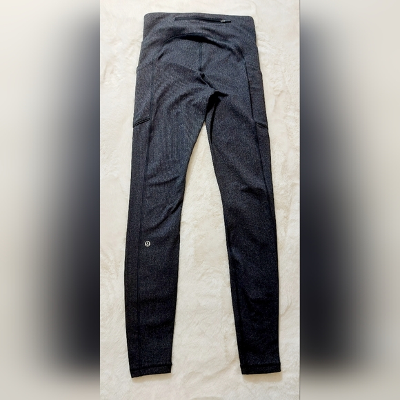 Lululemon ~Speed Up Tight 28", Size 4. - Picture 12 of 15